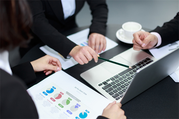 公司文化導(dǎo)向的團(tuán)隊(duì)合作與溝通 公司文化導(dǎo)向的團(tuán)隊(duì)合作與溝通