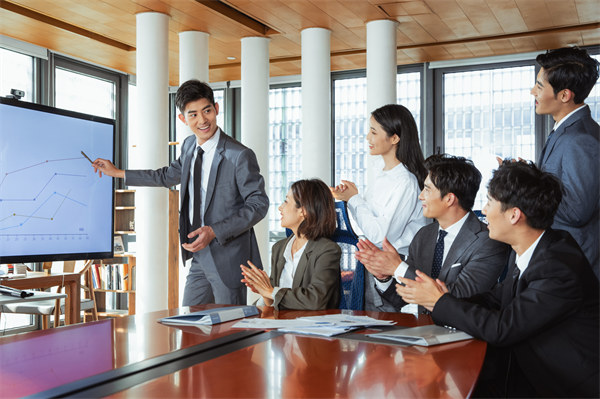 贏在起點(diǎn):年度經(jīng)營(yíng)計(jì)劃助力企業(yè)高效發(fā)展 贏在起點(diǎn):年度經(jīng)營(yíng)計(jì)劃助力企業(yè)高效發(fā)展