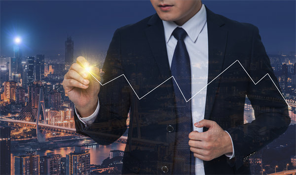 聚焦核心業(yè)務(wù)，優(yōu)化經(jīng)營計劃，推動企業(yè)高質(zhì)量發(fā)展