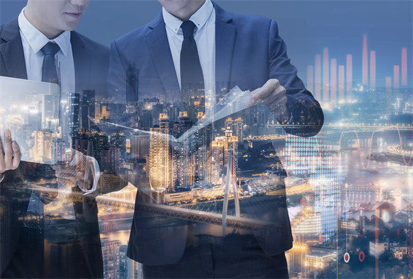 立足企業(yè)實(shí)際，制定可行經(jīng)營(yíng)計(jì)劃，確保企業(yè)穩(wěn)健前行